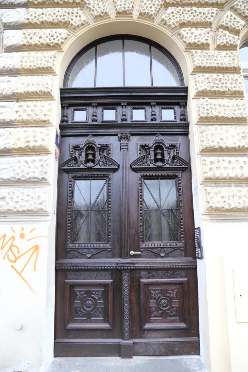 Apartment Kahoun Prague Exterior photo