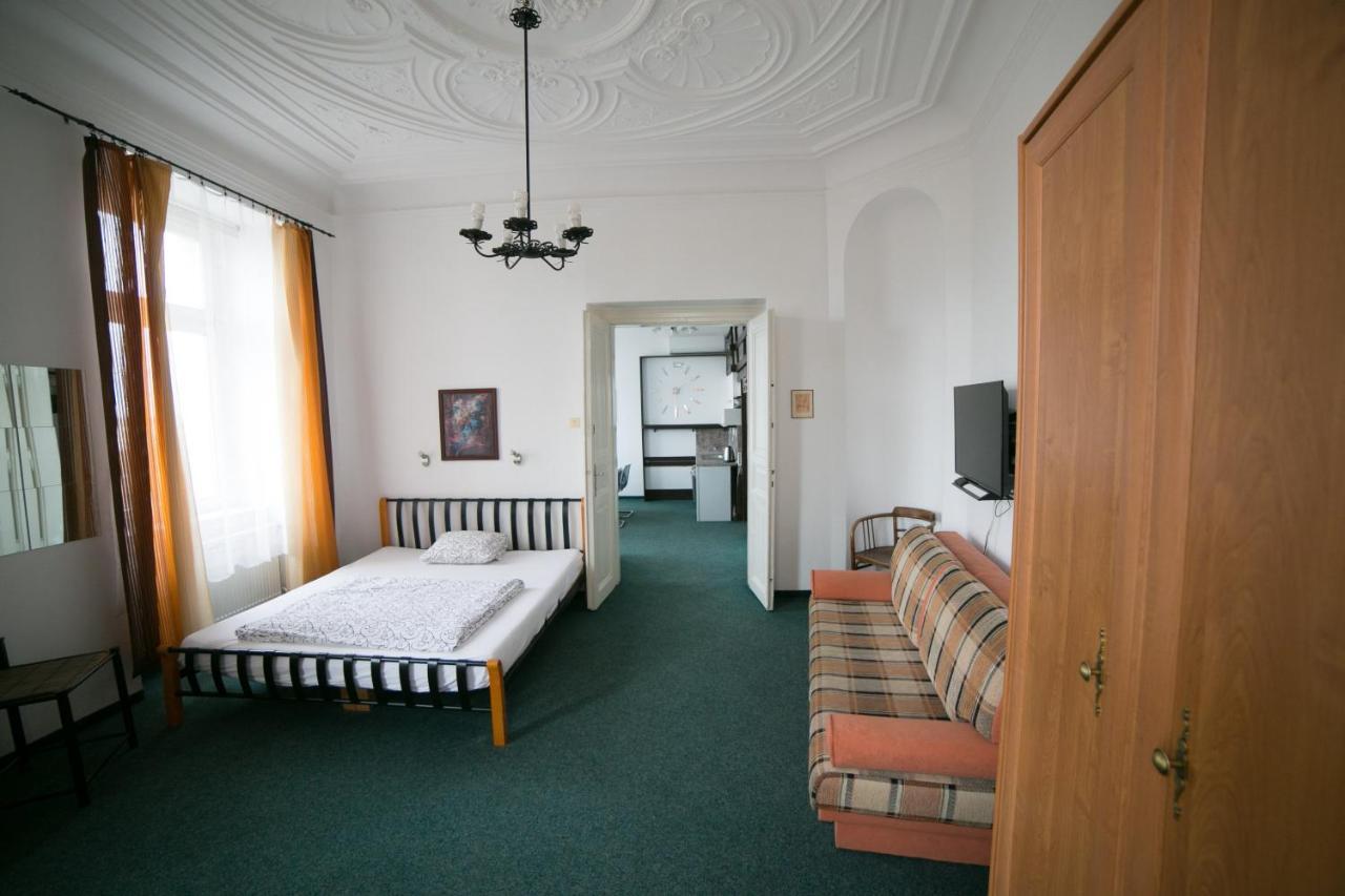 Apartment Kahoun Prague Exterior photo